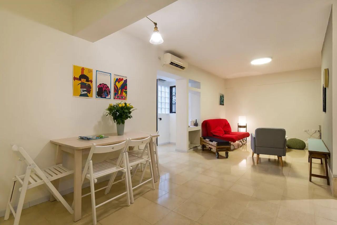 Cozy Apartment In The Carmel Center Хайфа Екстер'єр фото